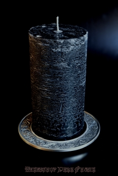 Durchgefärbte Altarstumpenkerze schwarz ø 60 x 120 mm